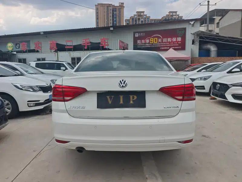 2017 Volkswagen Lavida 1.6L Automatic Comfort Edition — миниатюра 5