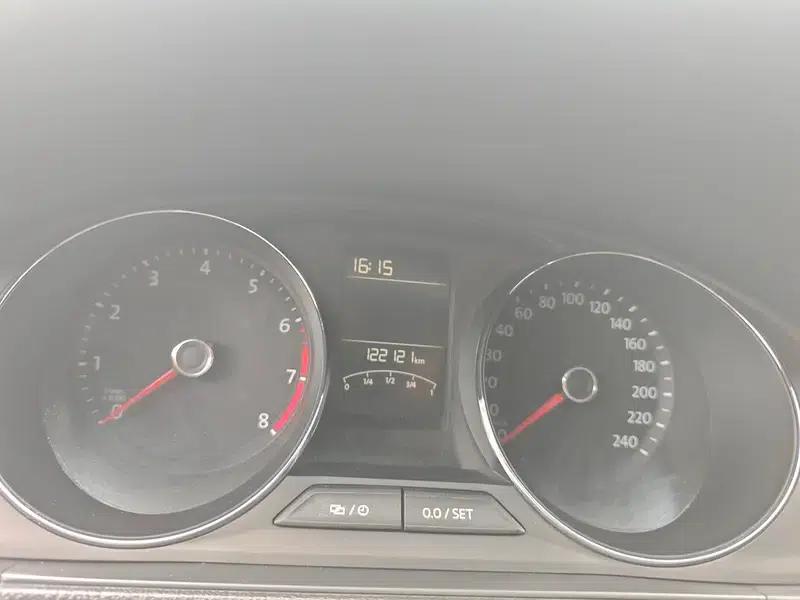2017 Volkswagen Lavida 1.6L Automatic Comfort Edition — миниатюра 9
