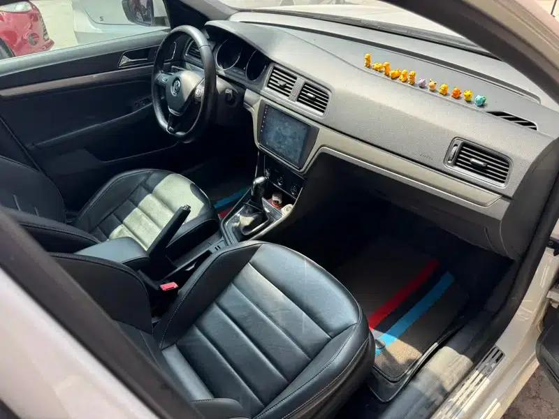 2017 Volkswagen Lavida 230TSI DSG Comfort Edition — миниатюра 7