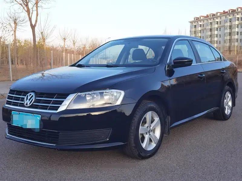 2013 Volkswagen Lavida Classic Facelift 1.6L Manual Fashion Edition — миниатюра 1