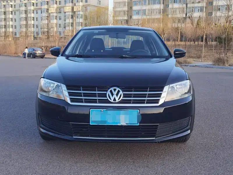 2013 Volkswagen Lavida Classic Facelift 1.6L Manual Fashion Edition — миниатюра 2