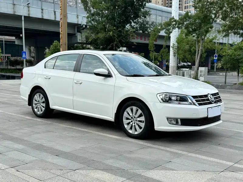 2013 Volkswagen Lavida 1.6L Automatic Comfort Edition — миниатюра 3