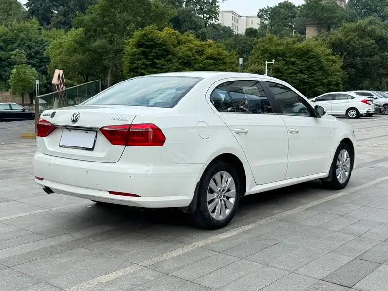 2013 Volkswagen Lavida 1.6L Automatic Comfort Edition — миниатюра 6