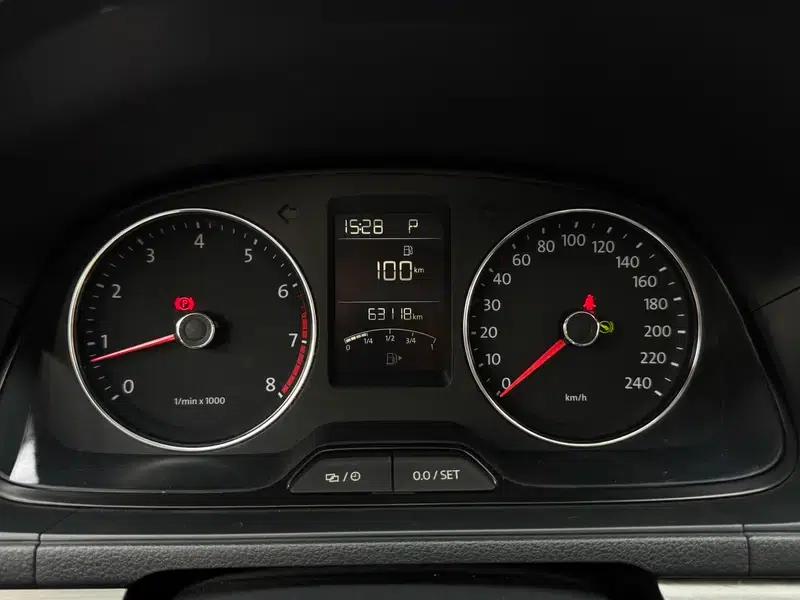 2013 Volkswagen Lavida 1.6L Automatic Comfort Edition — миниатюра 9