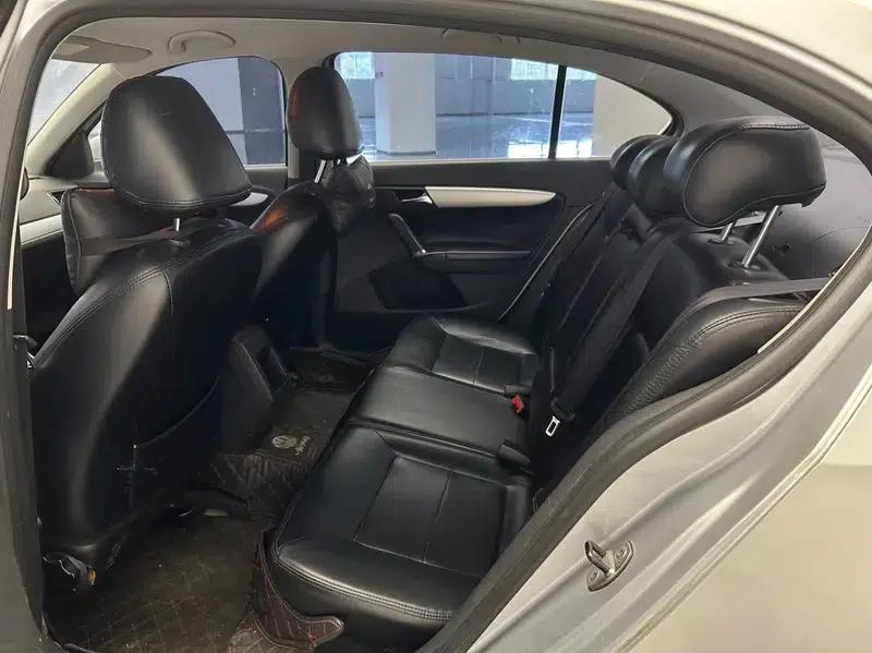 2013 Volkswagen Lavida 1.4TSI DSG Comfort Edition — миниатюра 10