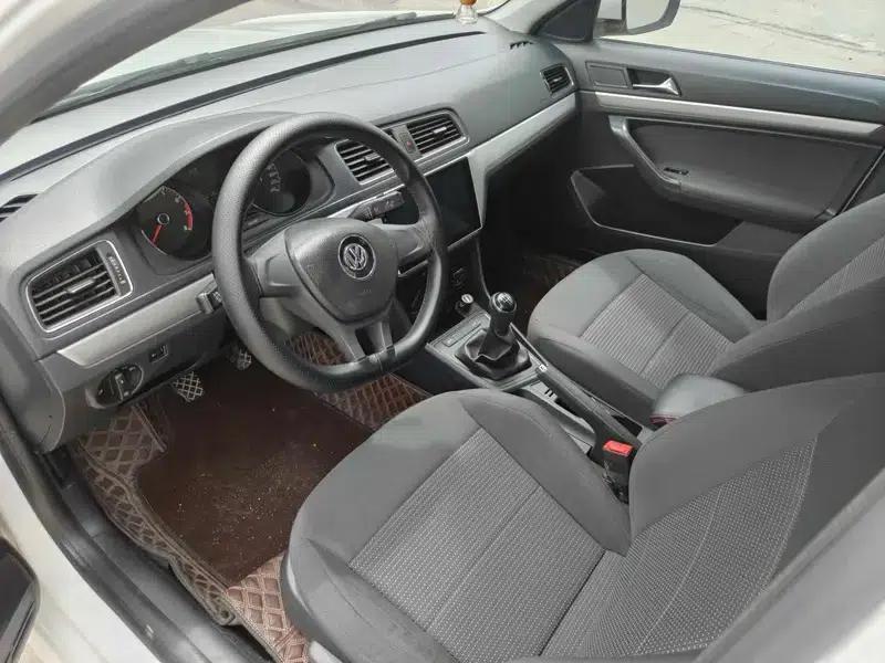 2017 Volkswagen Lavida 1.6L Manual Fashion Edition — миниатюра 8
