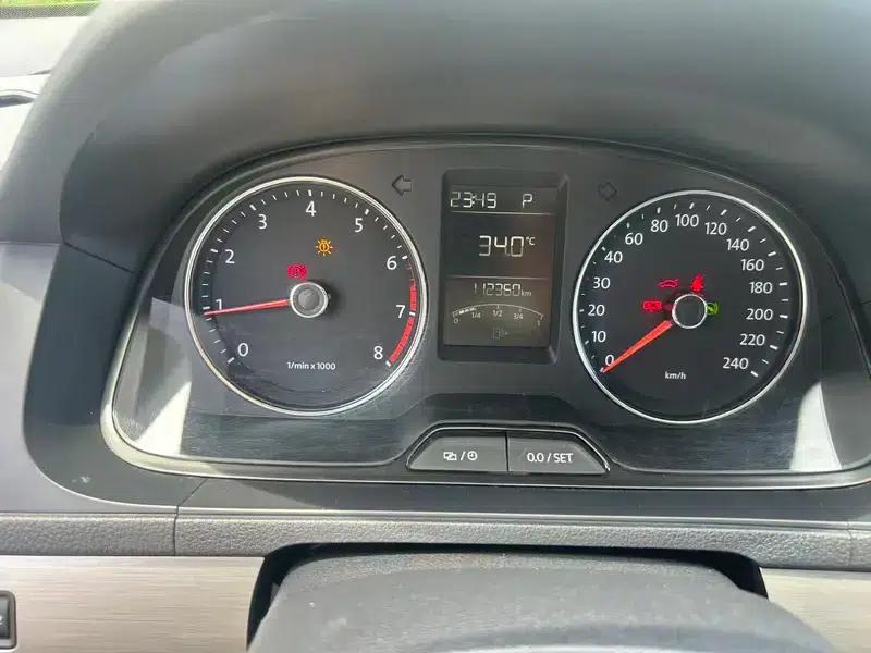 2013 Volkswagen Lavida 1.6L Automatic Comfort Edition — миниатюра 12
