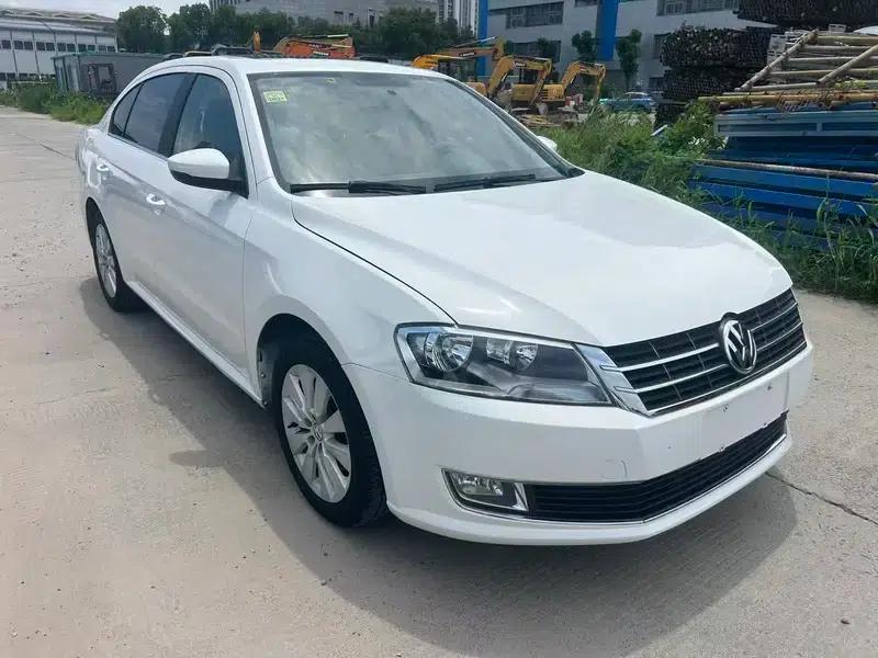2013 Volkswagen Lavida 1.6L Automatic Comfort Edition — миниатюра 3