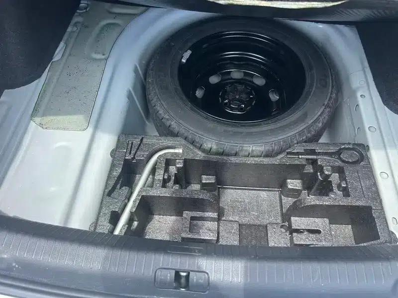 2013 Volkswagen Lavida 1.6L Automatic Comfort Edition — миниатюра 10