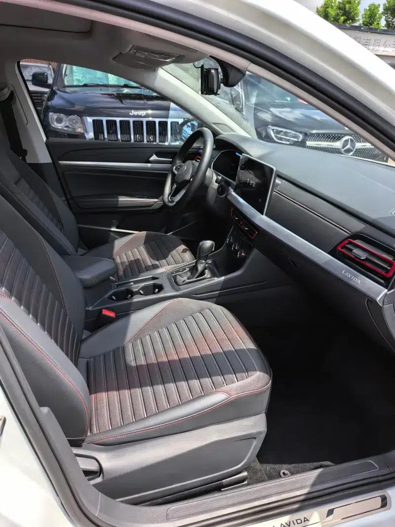 2023 Volkswagen Lavida 200TSI DSG Starry Sky Edition — миниатюра 15