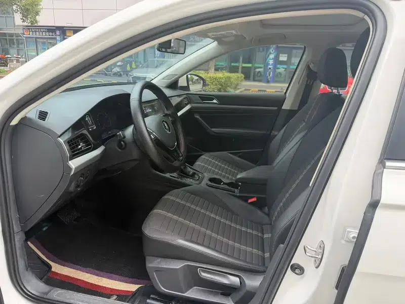 2021 Volkswagen Lavida 280TSI DSG Comfort Edition — миниатюра 8