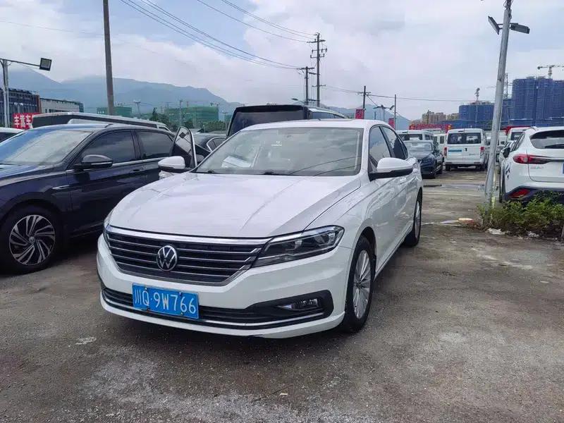 2021 Volkswagen Lavida 1.5L Manual Comfort Edition — миниатюра 1