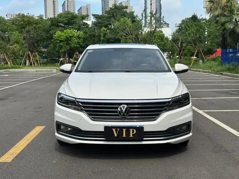 2021 Volkswagen Lavida 1.5L Manual Comfort Edition — миниатюра 2