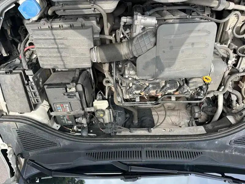 2021 Volkswagen Lavida 1.5L Manual Comfort Edition — миниатюра 13