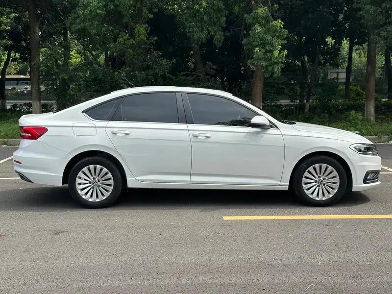 2021 Volkswagen Lavida 1.5L Manual Comfort Edition — миниатюра 7