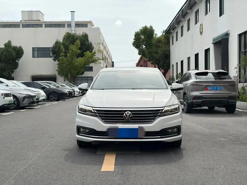 2022 Volkswagen Lavida 1.5L Automatic Comfort Edition — миниатюра 2