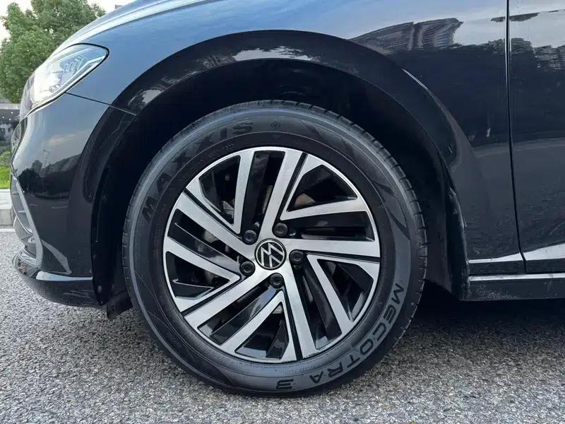 2023 Volkswagen Lavida 300TSI DSG Full Comfort Edition — миниатюра 12