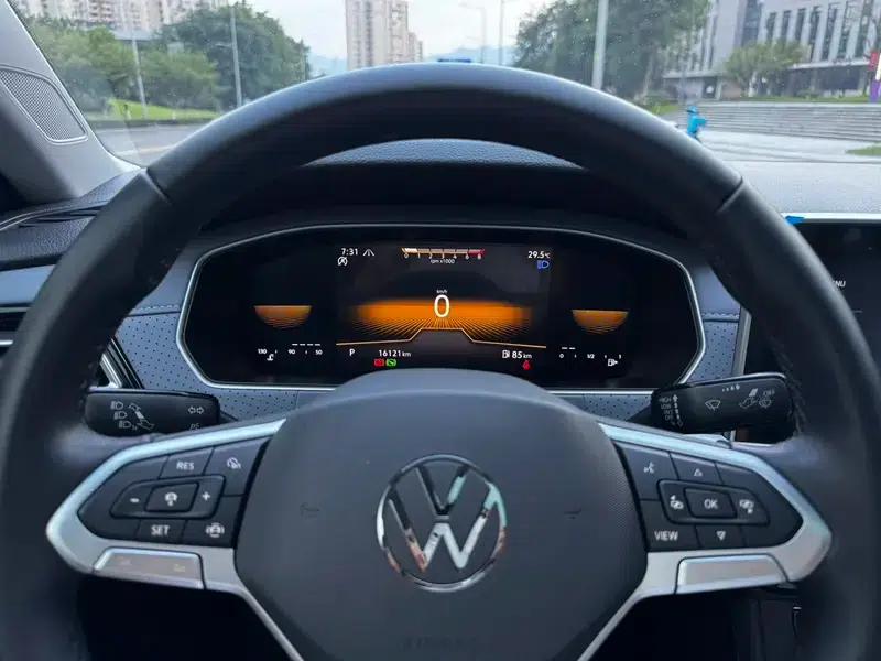 2023 Volkswagen Lavida 300TSI DSG Full Comfort Edition — миниатюра 16