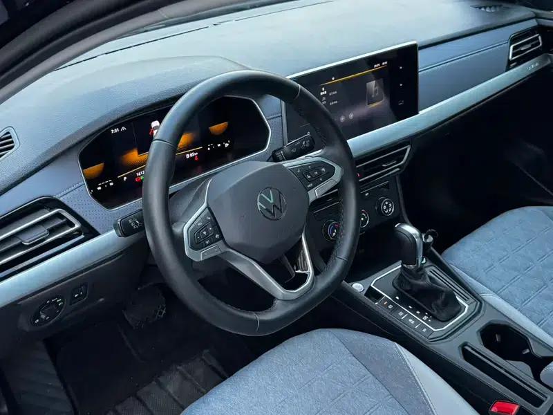 2023 Volkswagen Lavida 300TSI DSG Full Comfort Edition — миниатюра 17