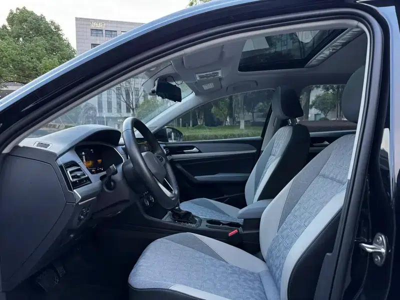 2023 Volkswagen Lavida 300TSI DSG Full Comfort Edition — миниатюра 20