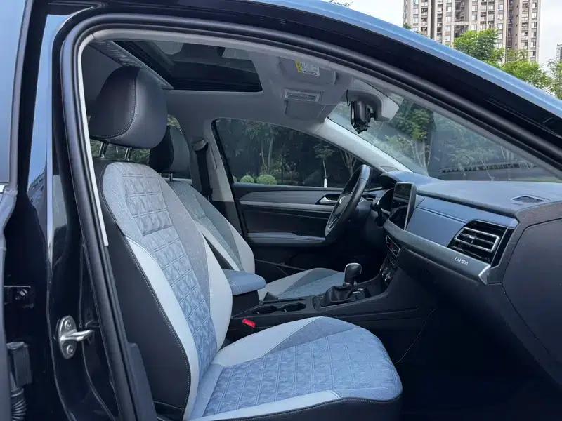 2023 Volkswagen Lavida 300TSI DSG Full Comfort Edition — миниатюра 24