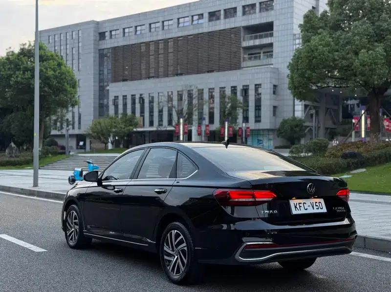 2023 Volkswagen Lavida 300TSI DSG Full Comfort Edition — миниатюра 5
