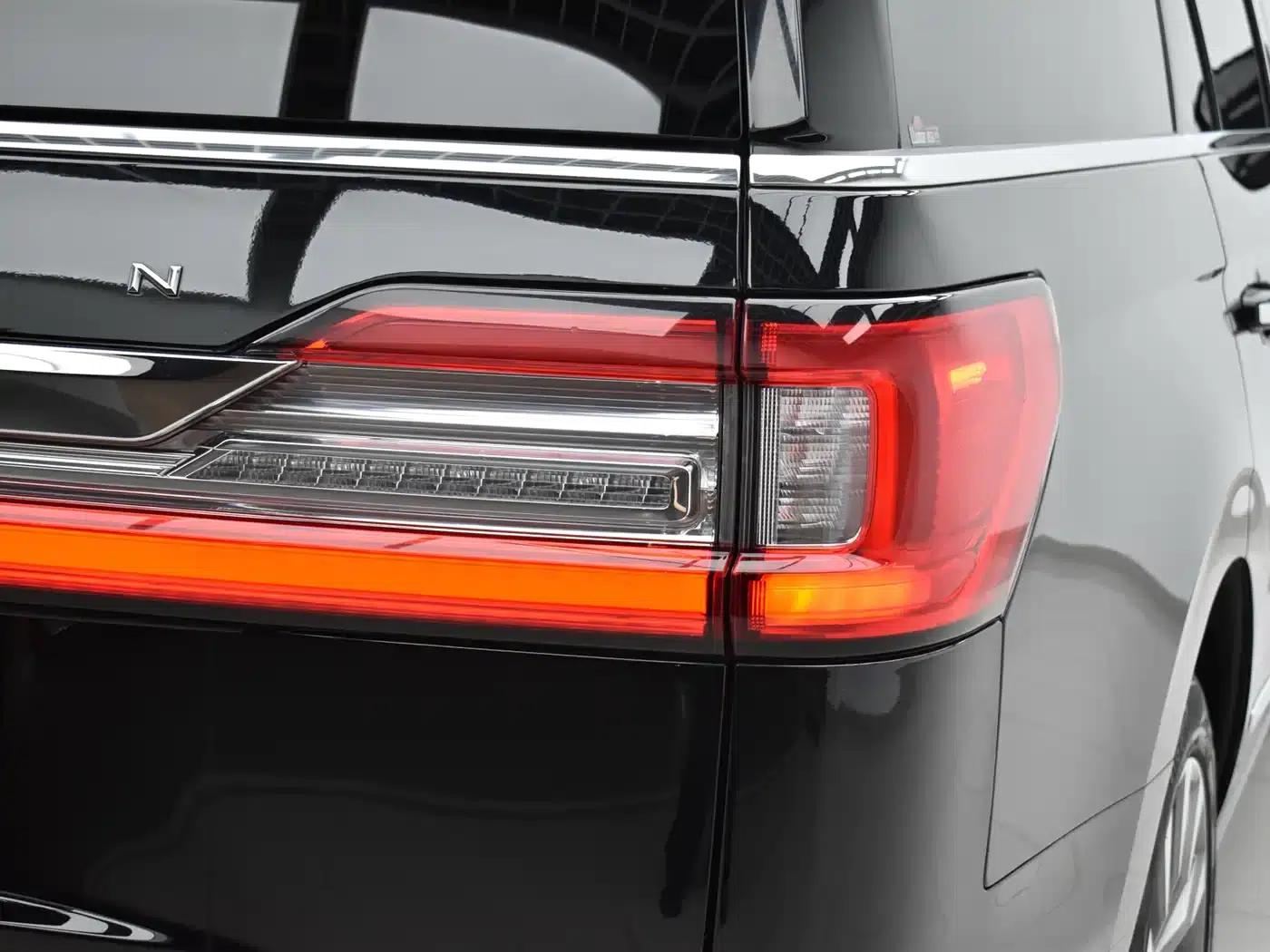 Navigator 2019 3.5T Premium Edition (China VI Emission Standard) — миниатюра 24