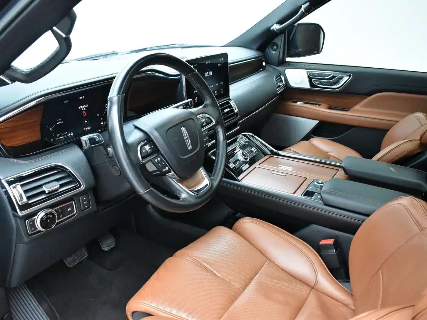 Navigator 2019 3.5T Premium Edition (China VI Emission Standard) — миниатюра 7