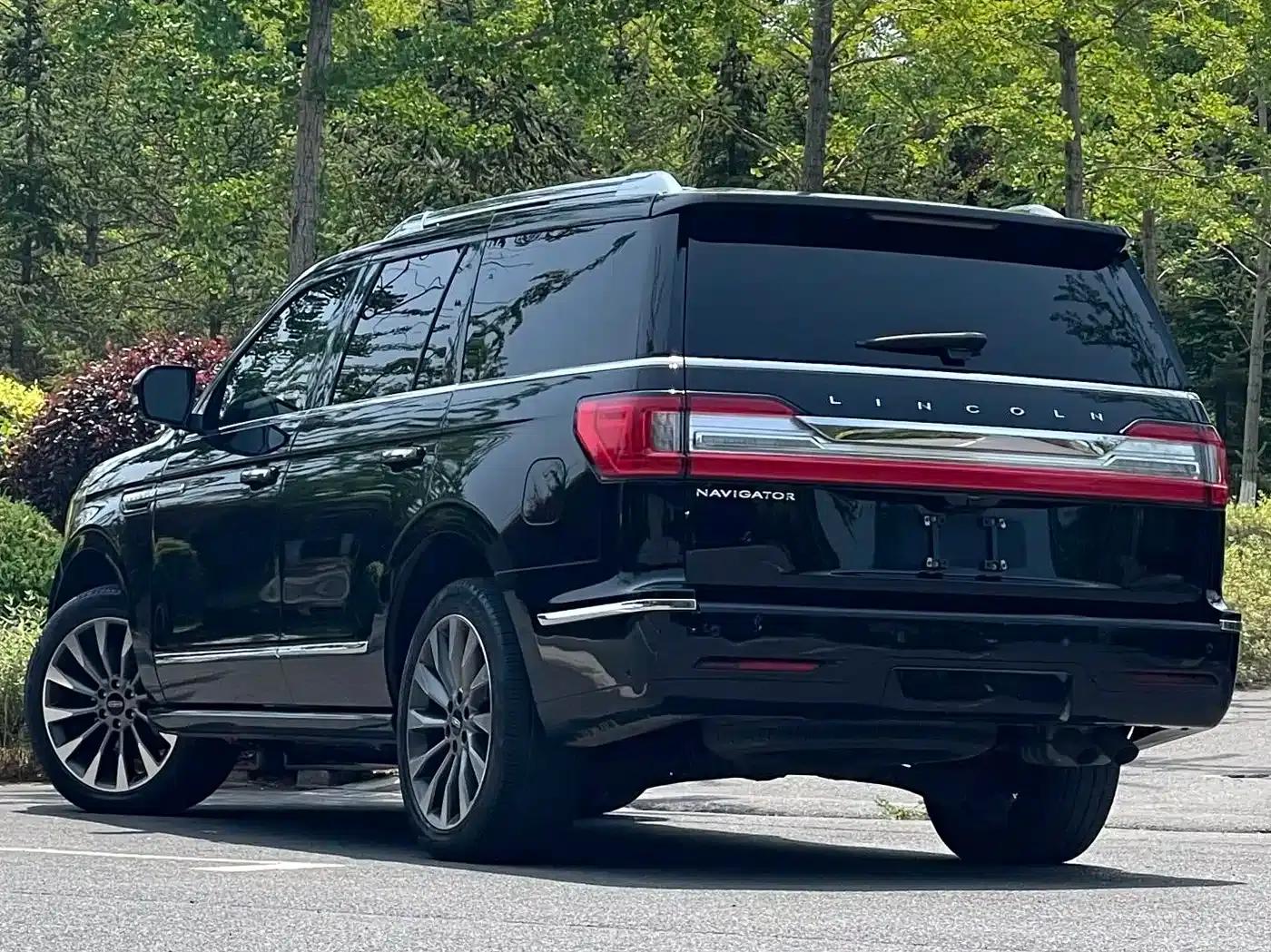 Navigator 2019 3.5T Premium Edition (China VI Emission Standard) — миниатюра 7