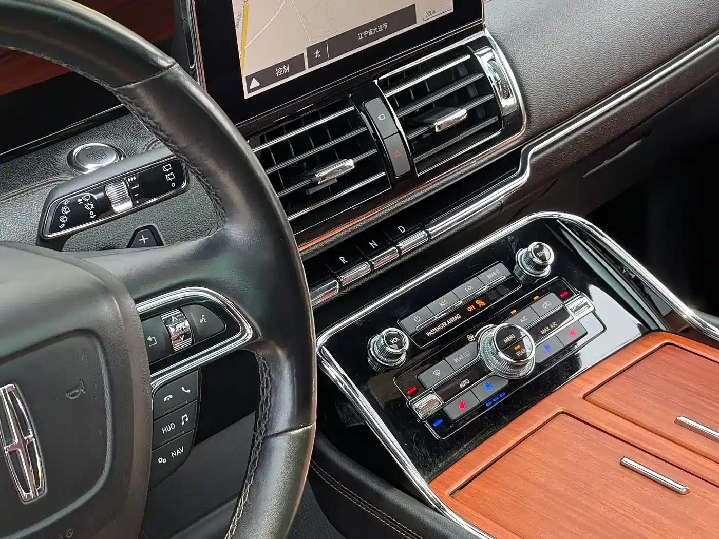Navigator 2019 3.5T Premium Edition (China VI Emission Standard) — миниатюра 10