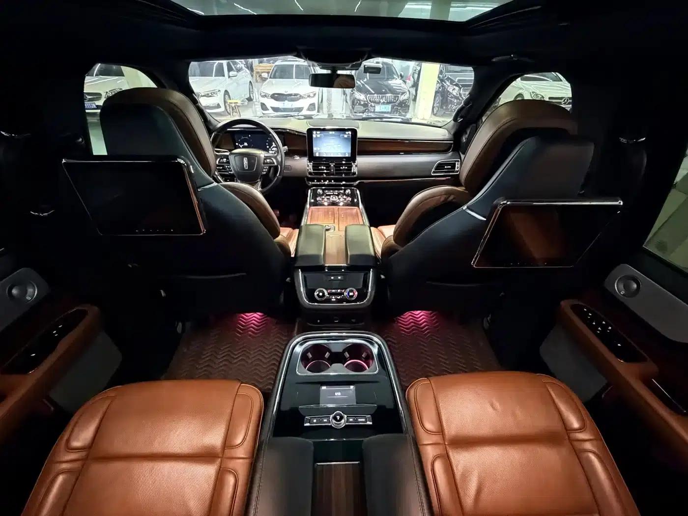 Navigator 2018 3.5T Premium Edition (National V Emission Standard) — миниатюра 15