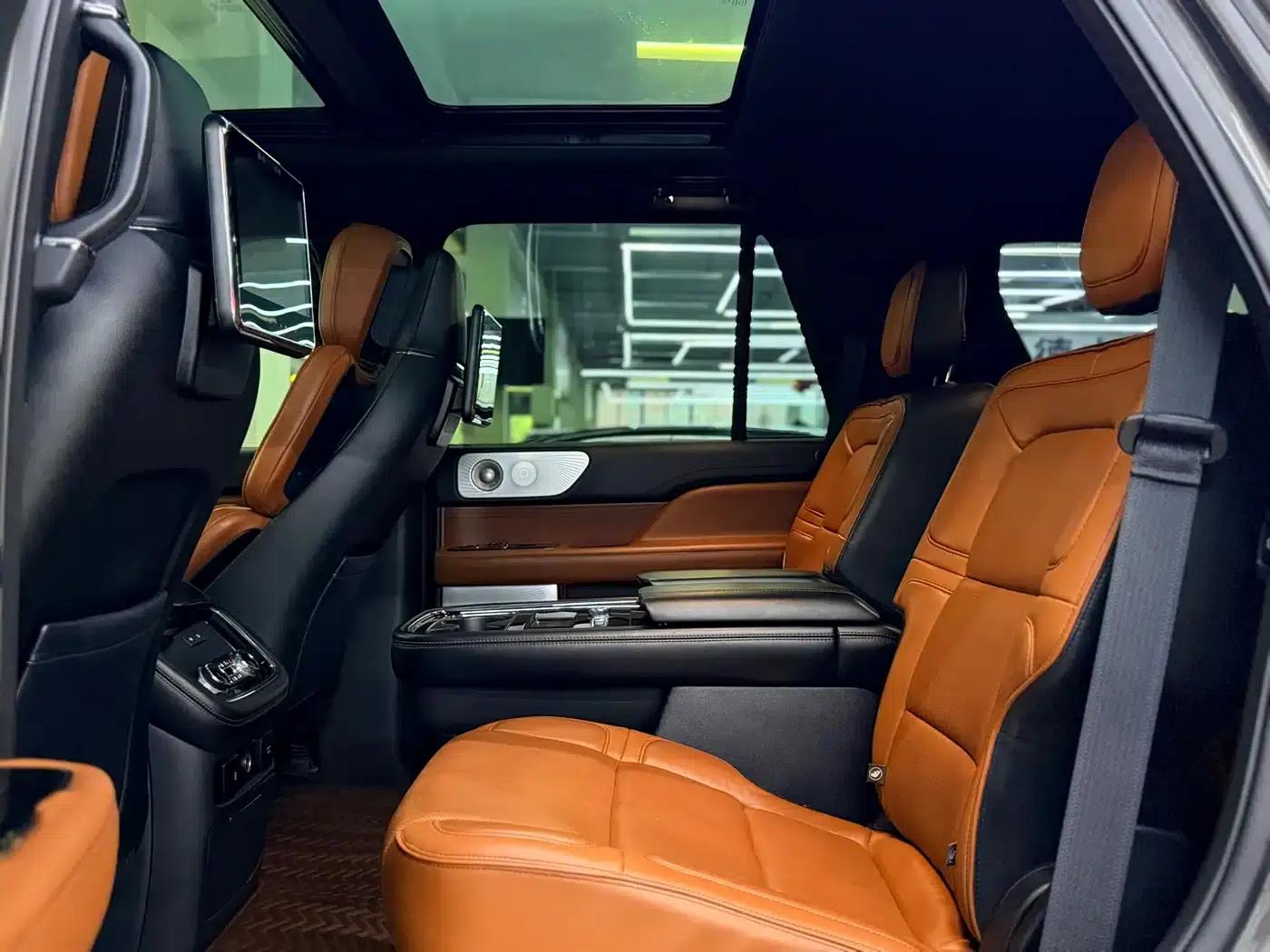 Navigator 2018 3.5T Premium Edition (National V Emission Standard) — миниатюра 9