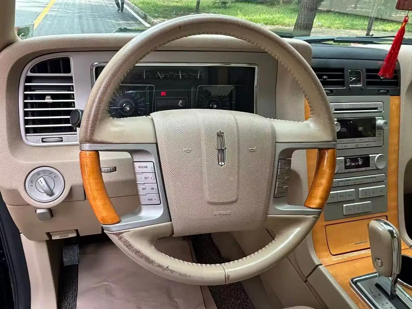 Navigator 2010 5.4L AWD — миниатюра 20