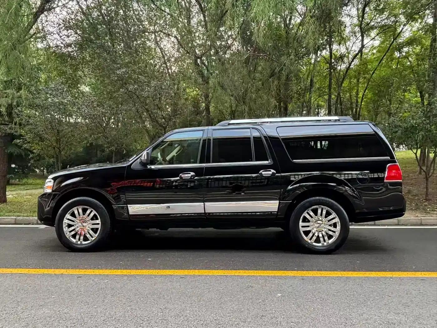 Navigator 2010 5.4L AWD — миниатюра 3