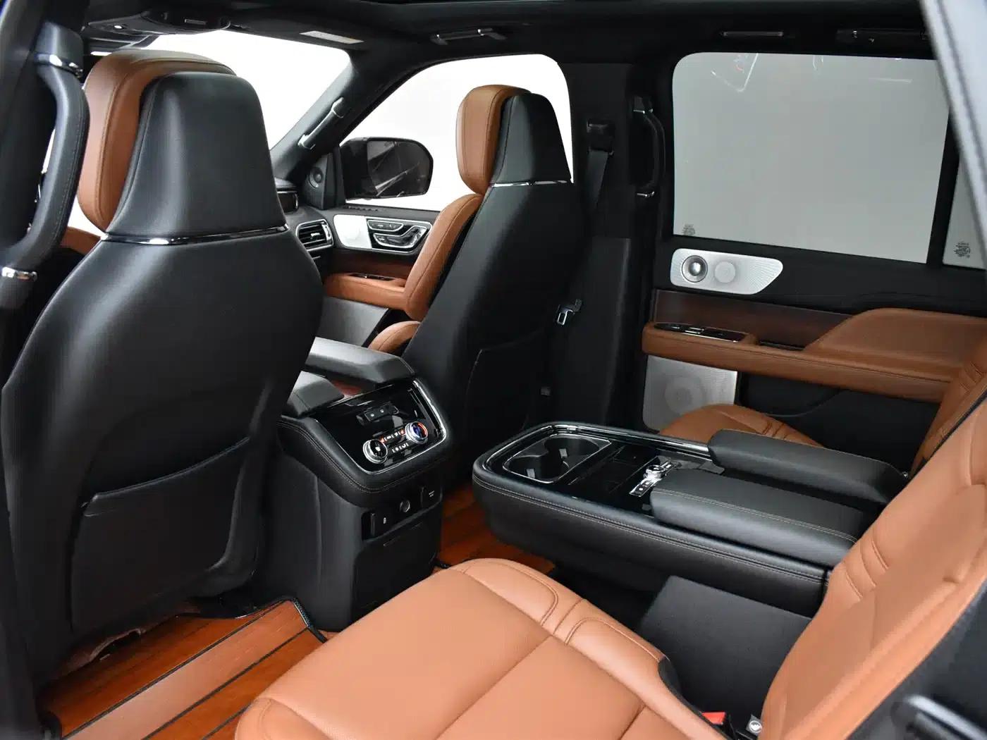Navigator 2020 3.5T Premium Edition — миниатюра 15