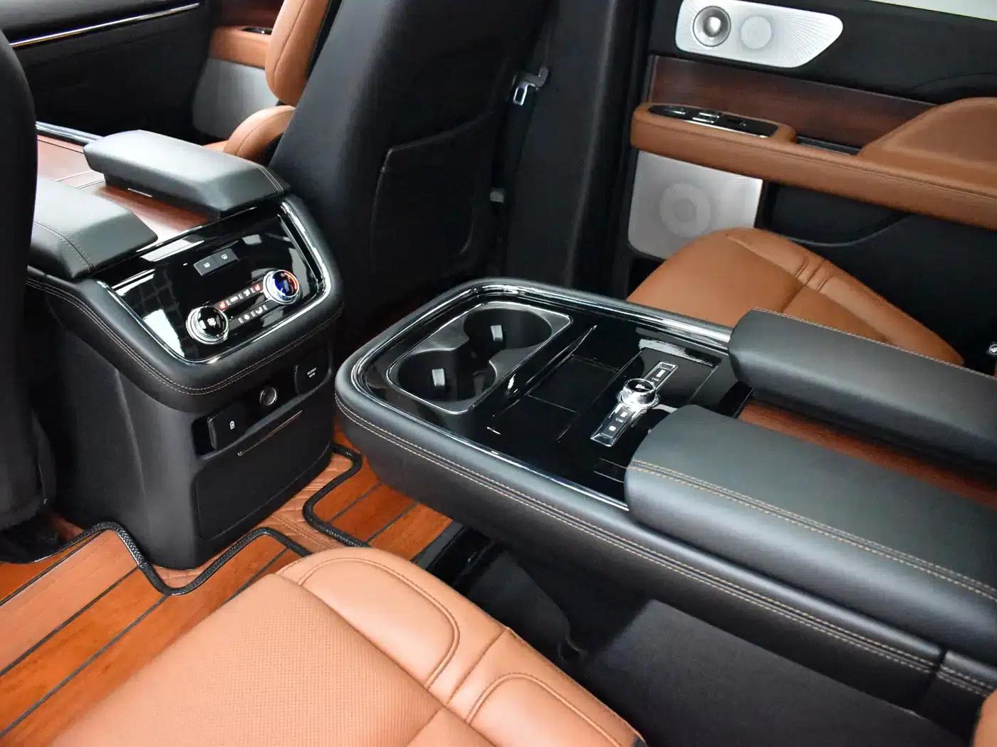 Navigator 2020 3.5T Premium Edition — миниатюра 16