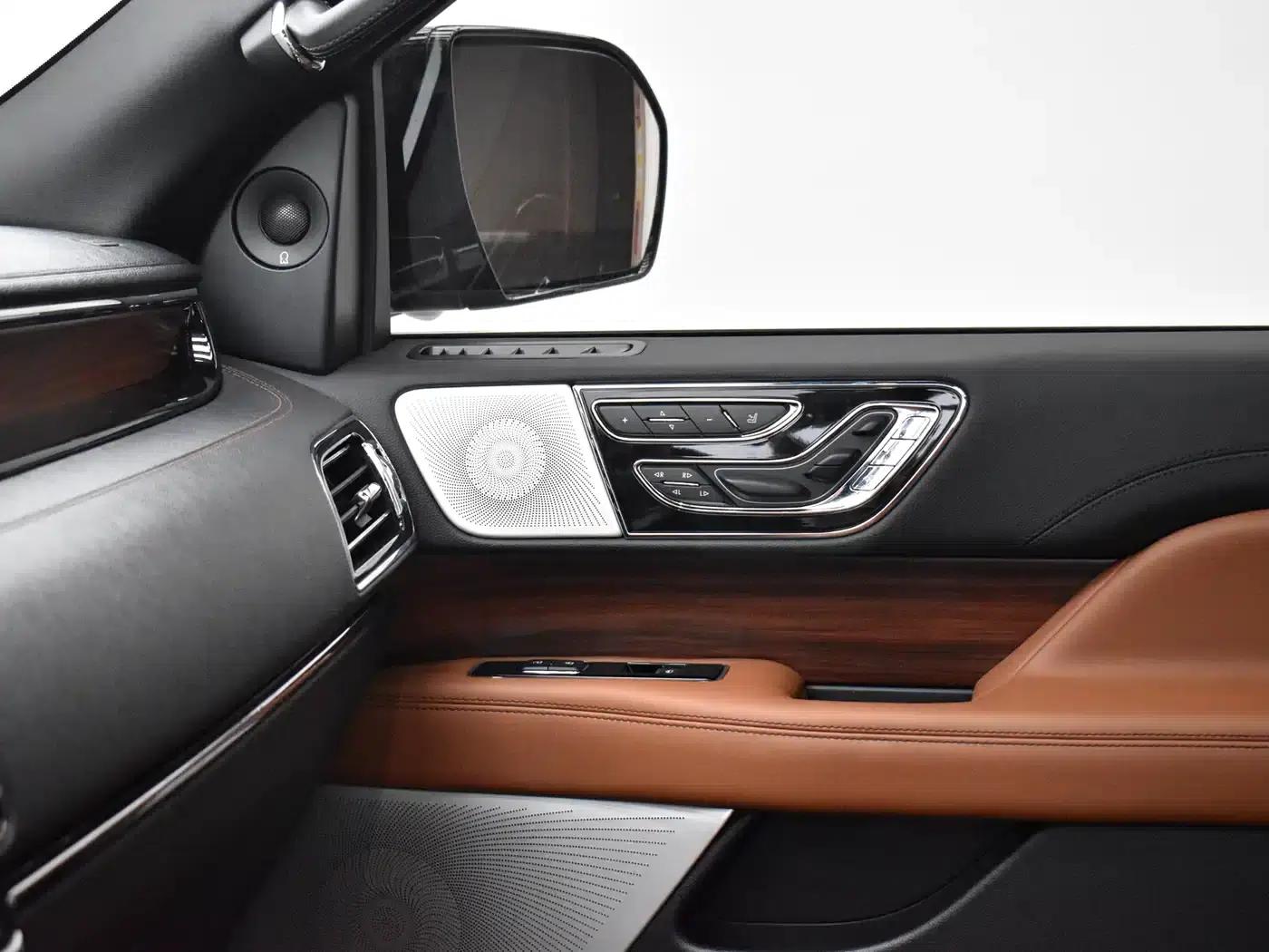 Navigator 2020 3.5T Premium Edition — миниатюра 21