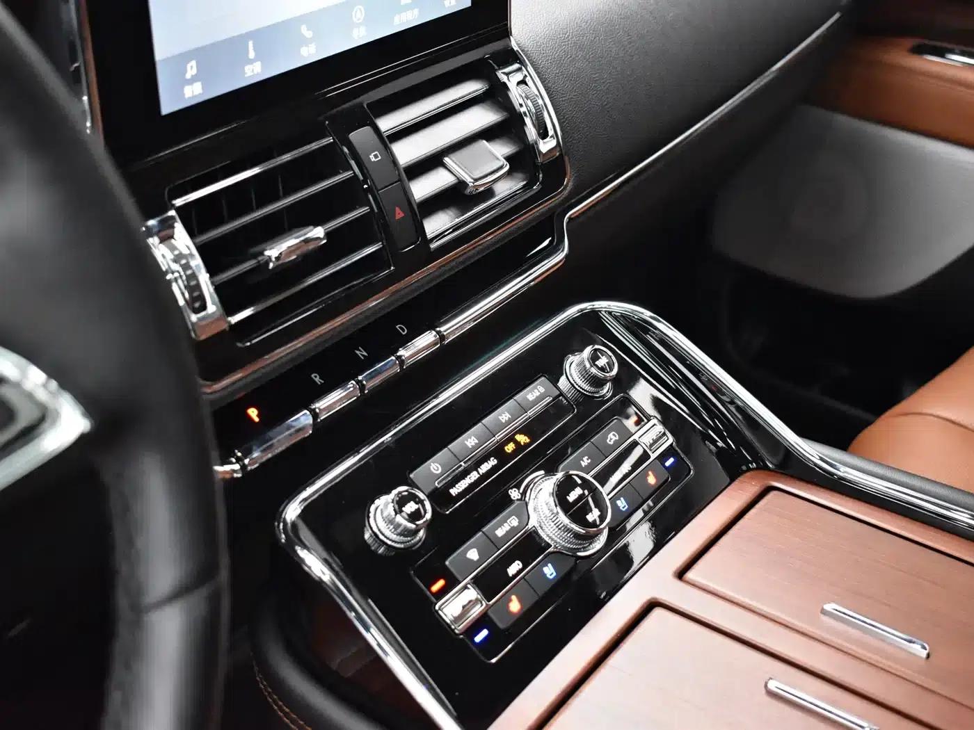 Navigator 2020 3.5T Premium Edition — миниатюра 10