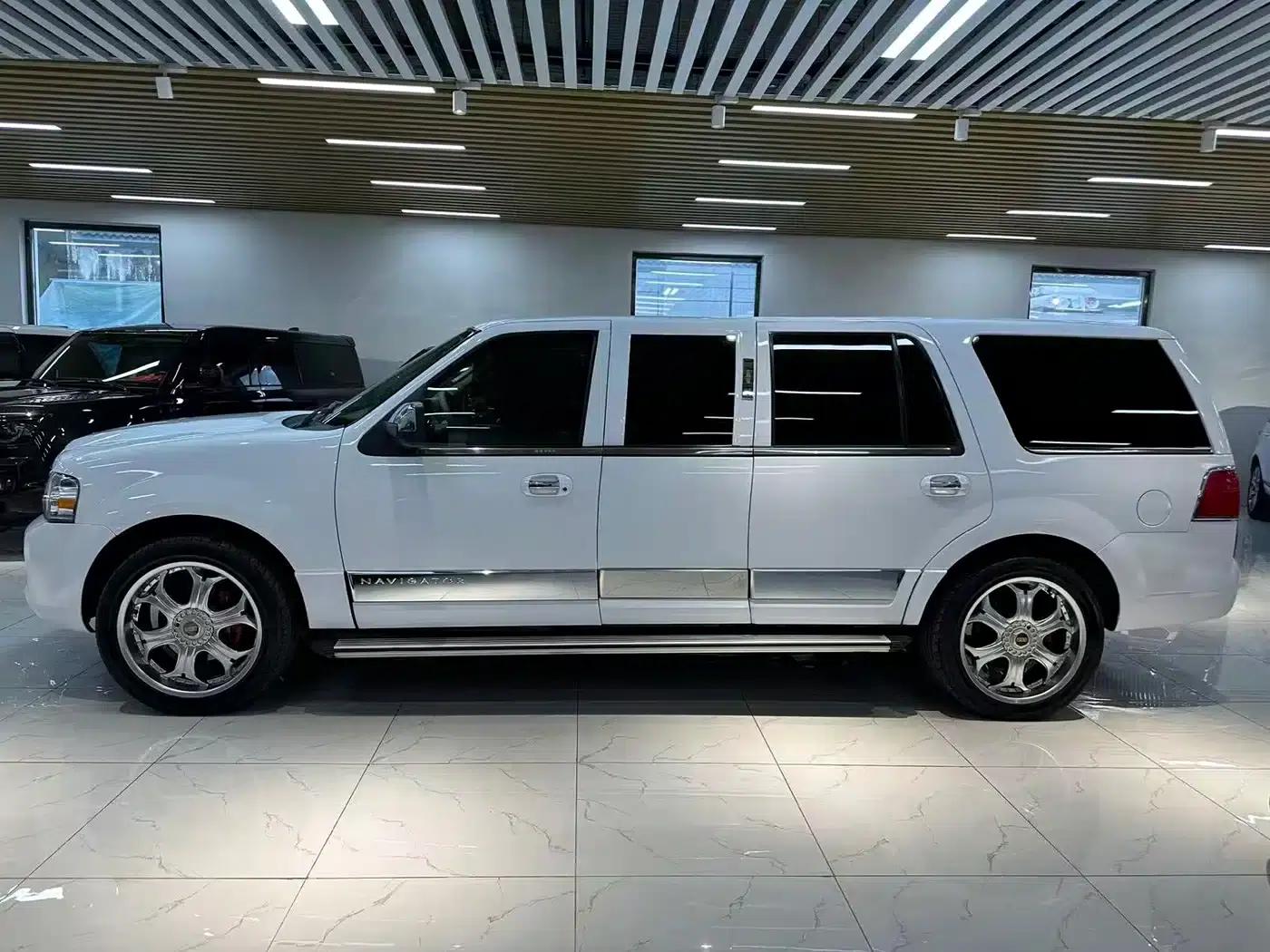 Navigator 2005 5.4L — миниатюра 6