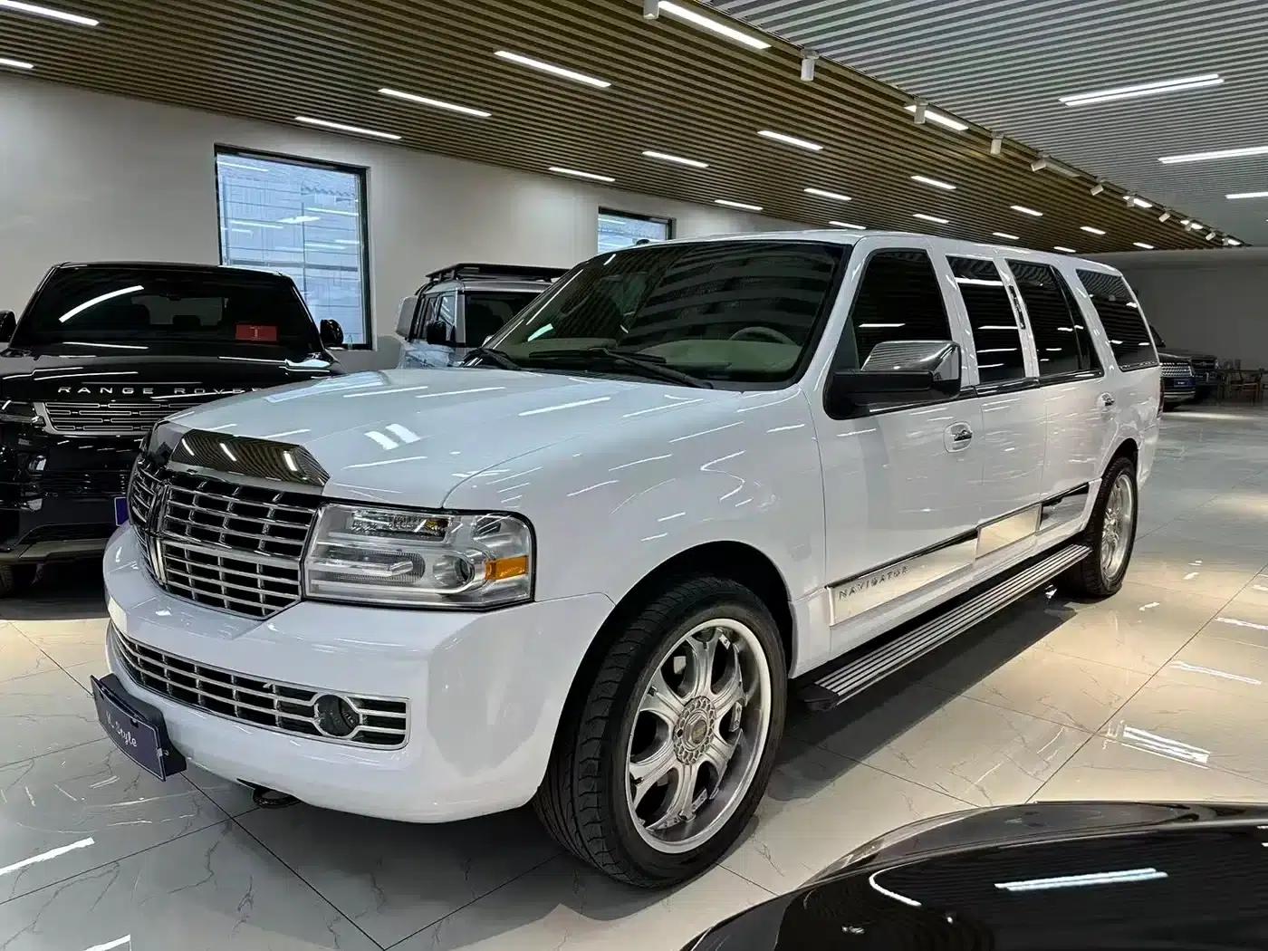 Navigator 2005 5.4L — миниатюра 7
