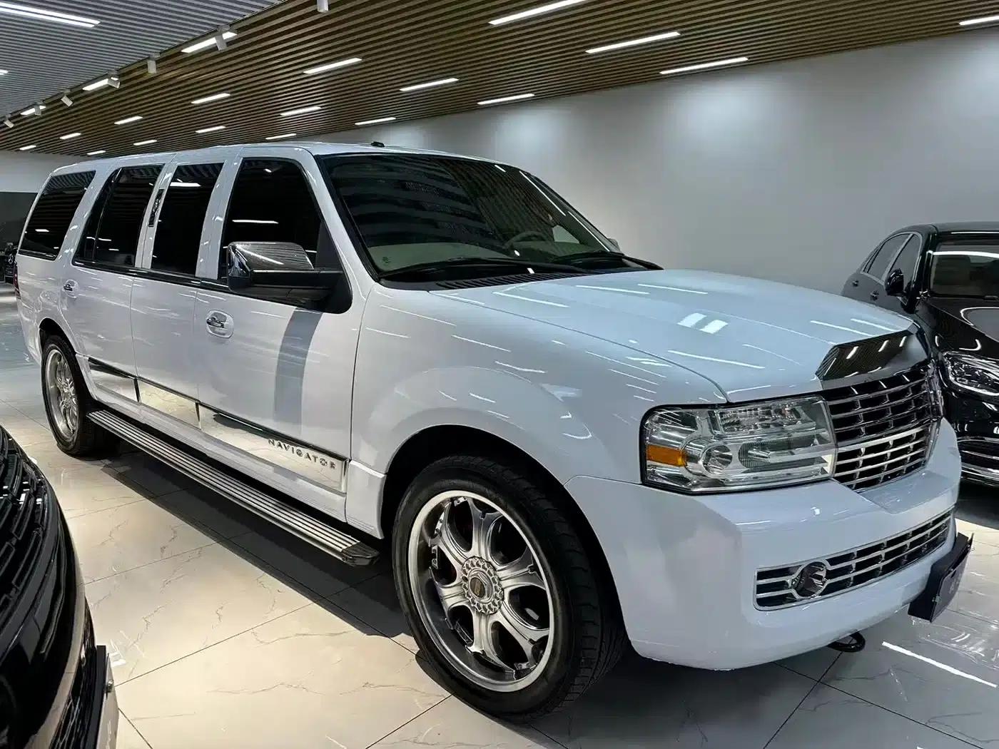 Navigator 2005 5.4L — миниатюра 8