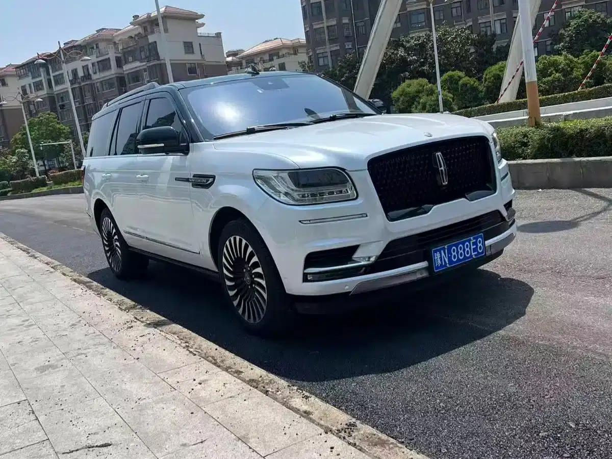 Navigator 2020 3.5T Presidential Series — миниатюра 3
