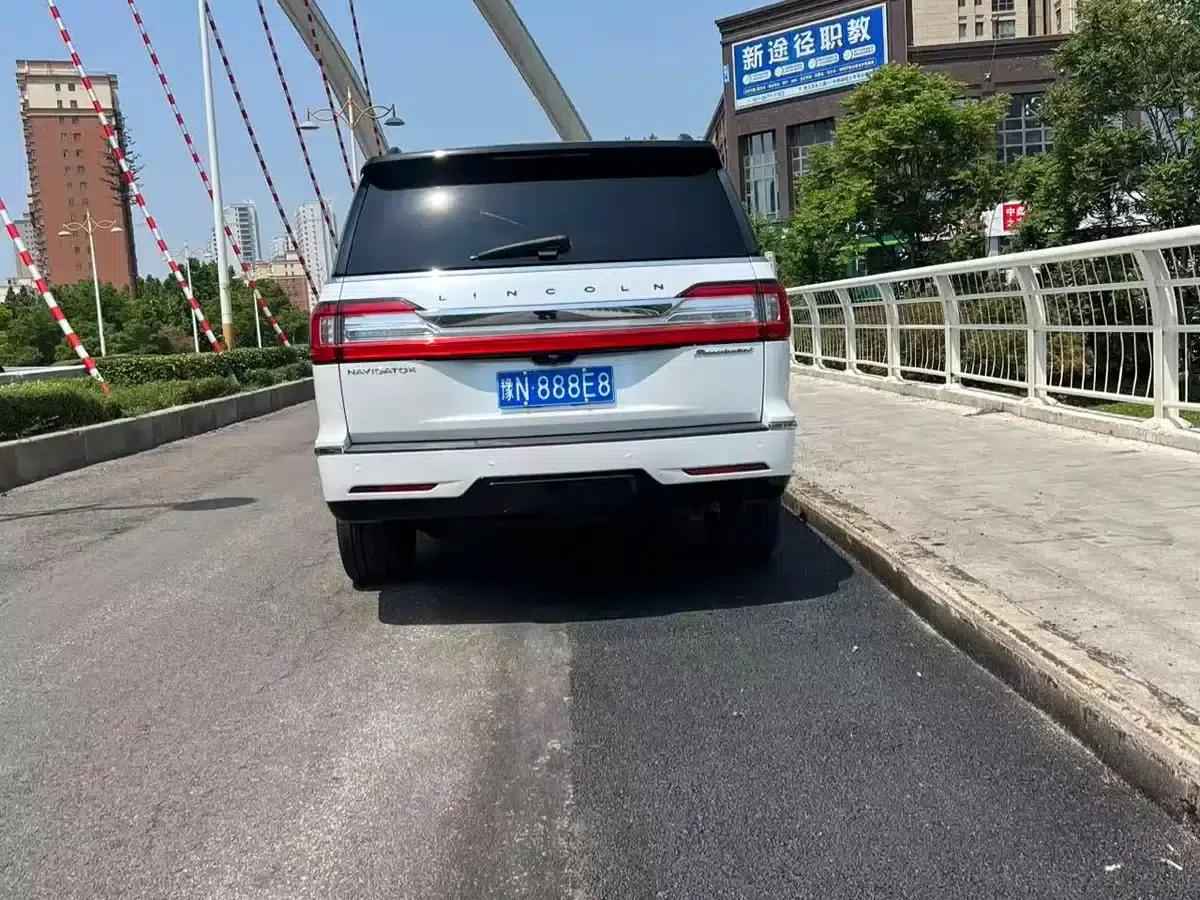 Navigator 2020 3.5T Presidential Series — миниатюра 4