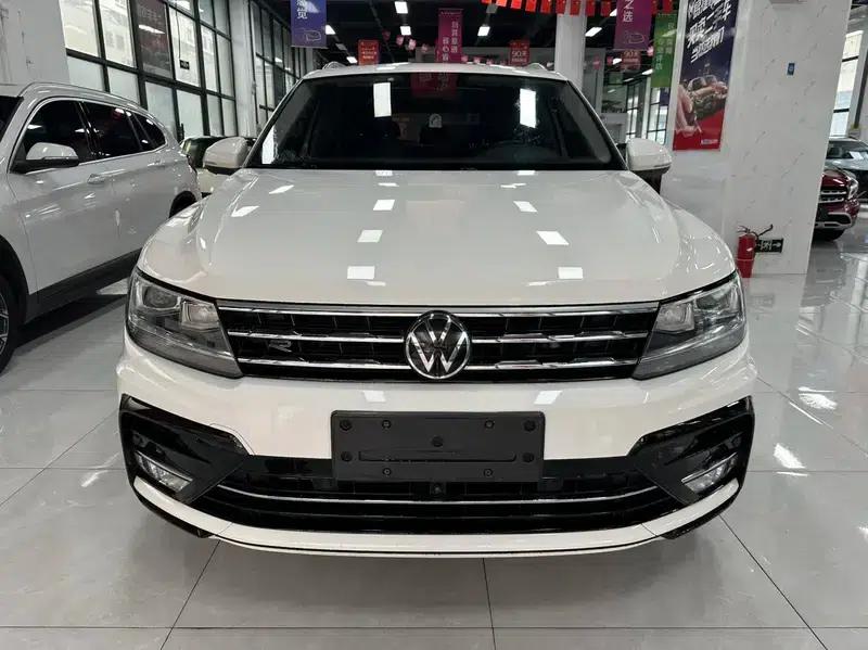 Tiguan L 2021 330TSI Automatic 2WD R-Line Premium Edition — миниатюра 2