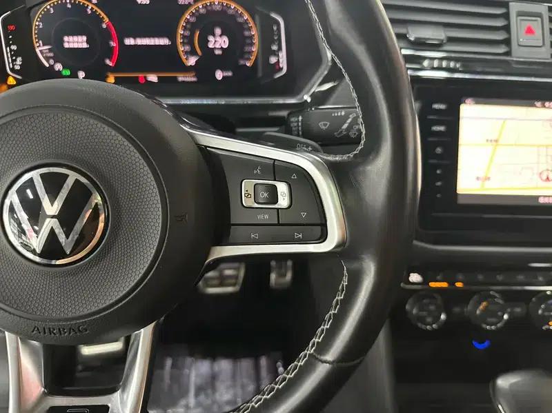 Tiguan L 2021 330TSI Automatic 2WD R-Line Premium Edition — миниатюра 12