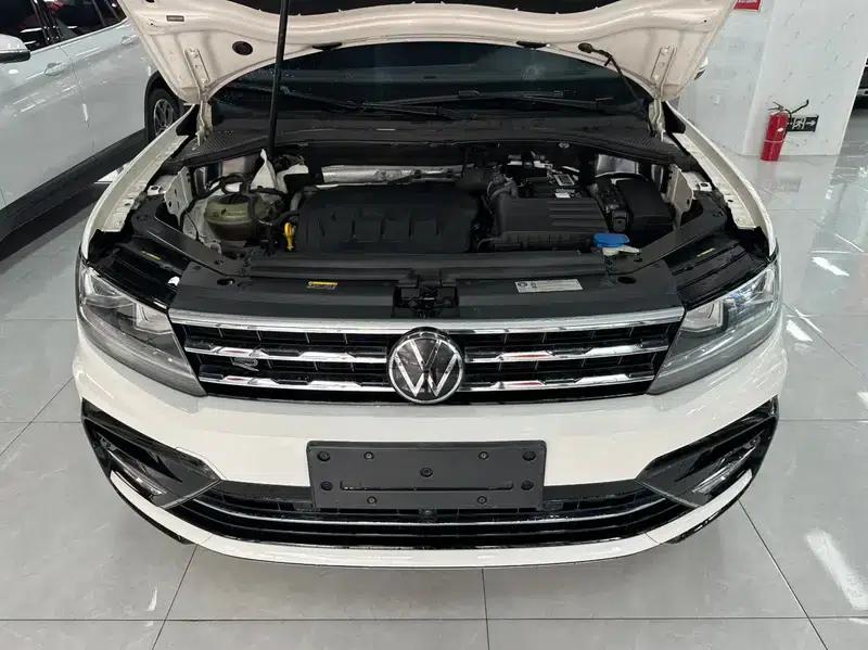 Tiguan L 2021 330TSI Automatic 2WD R-Line Premium Edition — миниатюра 14