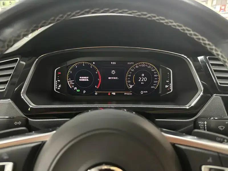 Tiguan L 2021 330TSI Automatic 2WD R-Line Premium Edition — миниатюра 16