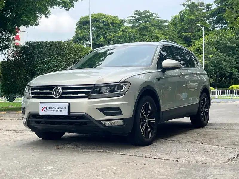 Tiguan L 2020 330TSI Automatic 2WD Panoramic Comfort Edition (National V Emission Standard) — миниатюра 1