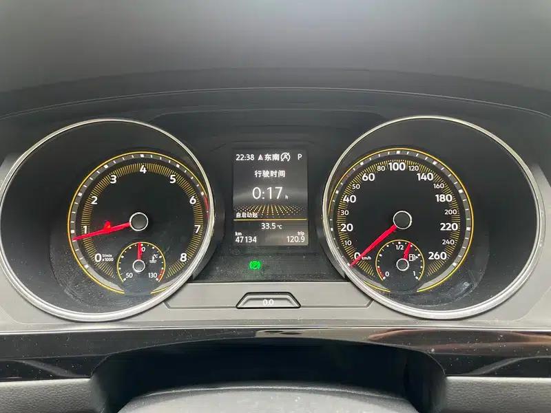 Tiguan L 2020 330TSI Automatic 2WD Panoramic Comfort Edition (National V Emission Standard) — миниатюра 11