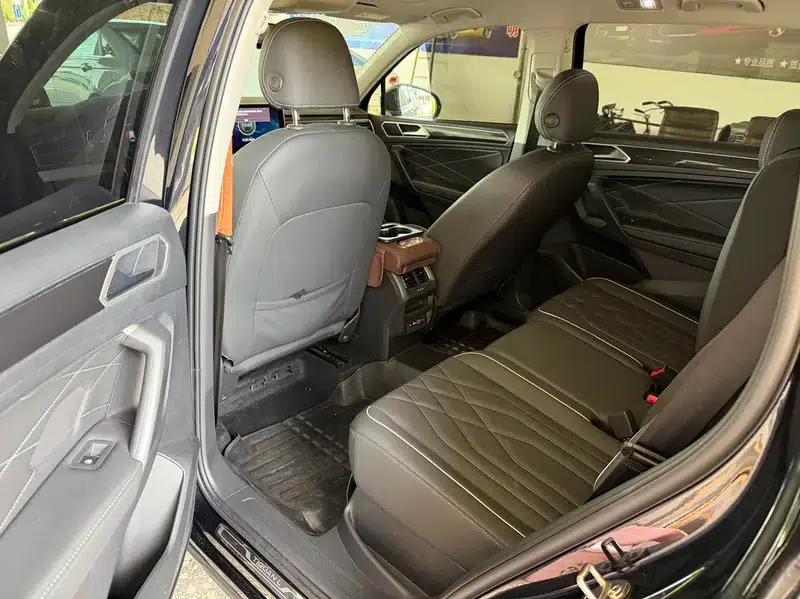 Tiguan L 2023 280TSI Trendy Limited Edition — миниатюра 13